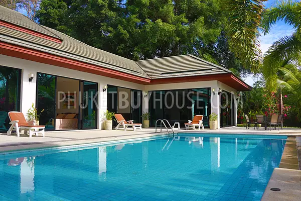 NAI4351: Beautiful 4 bedrooms pool villa in Naiharn. Photo #2