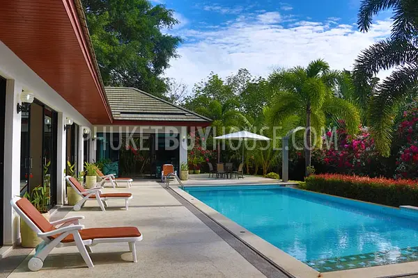 NAI4351: Beautiful 4 bedrooms pool villa in Naiharn. Photo #3