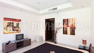 NAI4351: Beautiful 4 bedrooms pool villa in Naiharn. Photo #11