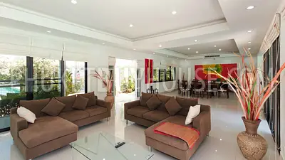 NAI4351: Beautiful 4 bedrooms pool villa in Naiharn. Photo #12