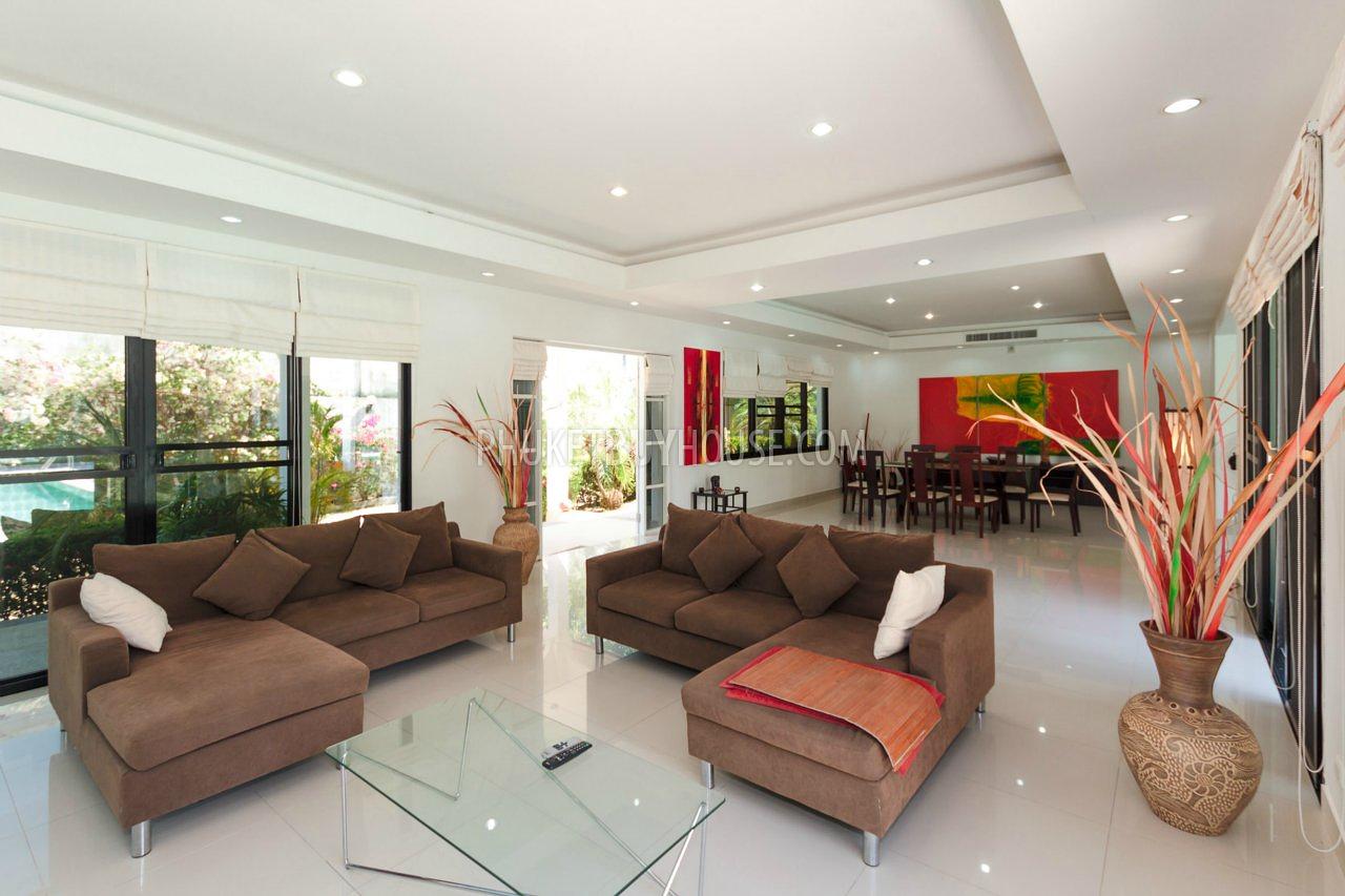 NAI4351: Beautiful 4 bedrooms pool villa in Naiharn. Photo #12