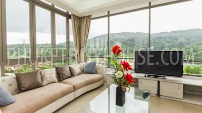 KTH4487: 2 Bedroom Apartment in Golf Course. 照片 #1
