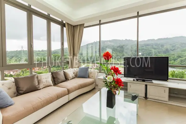 KTH4487: 2 Bedroom Apartment in Golf Course. 照片 #1