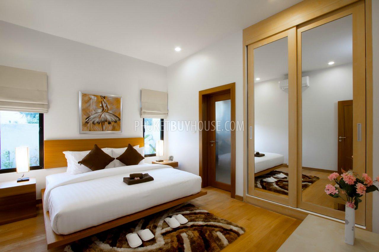 BAN4498: Villas Near Bang Tao Beach with Two Rooms. Photo #1