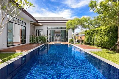 BAN4499: Large pool Villa with 3 Bedroom in BangTao. Photo #8