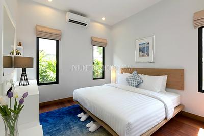 BAN4500: Large Modern 3 bedroom Villa with Private Swimming Pool in Bang Tao. Photo #4