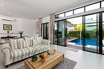 BAN4500: Large Modern 3 bedroom Villa with Private Swimming Pool in Bang Tao. Thumbnail #6