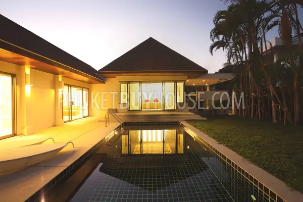 NAI4529: Spacious villa near Nai Harn beach. Photo #16