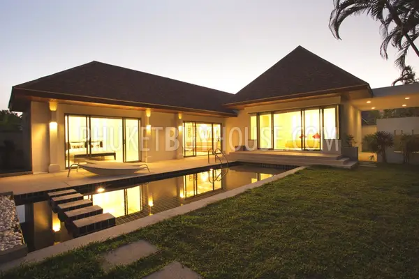 NAI4529: Spacious villa near Nai Harn beach. Photo #18