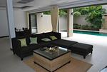 BAN4536: Comfortable Villa with a swimming Pool and a private Tropical Garden. Thumbnail #6