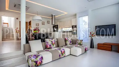 RAW4540: Trendy 3 Bedroom Pool villa for sale in Phuket. Photo #2