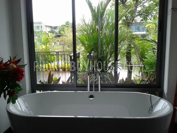 CHE4554: 3 Bedroom villa with private pool overlook to the Lake : Located in Cherng Thalay. Photo #12