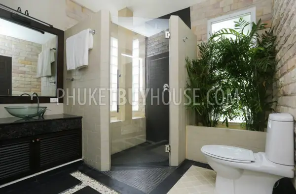 LAY4514: Garden Villa in Laguna area. Photo #2
