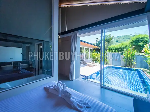 LAY4522: Tropical modern villa with 2 bedrooms in Layan. Photo #9