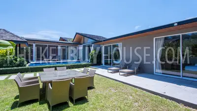 LAY4525: Tropical modern villa with 4 bedrooms on Phuket. Photo #10