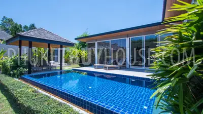 LAY4525: Tropical modern villa with 4 bedrooms on Phuket. Photo #11