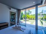 LAY4525: Tropical modern villa with 4 bedrooms on Phuket. Thumbnail #17
