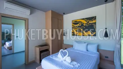 LAY4525: Tropical modern villa with 4 bedrooms on Phuket. Photo #22