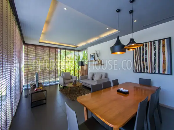 LAY4525: Tropical modern villa with 4 bedrooms on Phuket. Photo #26