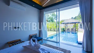 LAY4525: Tropical modern villa with 4 bedrooms on Phuket. Photo #38