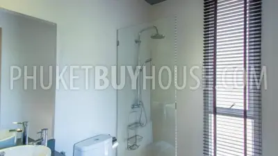 LAY4525: Tropical modern villa with 4 bedrooms on Phuket. Photo #44