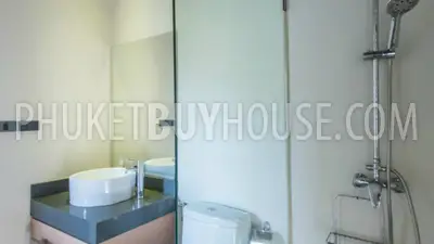 LAY4525: Tropical modern villa with 4 bedrooms on Phuket. Photo #45