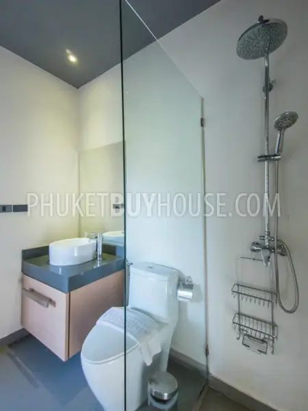 LAY4525: Tropical modern villa with 4 bedrooms on Phuket. Photo #45
