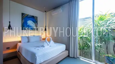 LAY4525: Tropical modern villa with 4 bedrooms on Phuket. Photo #46