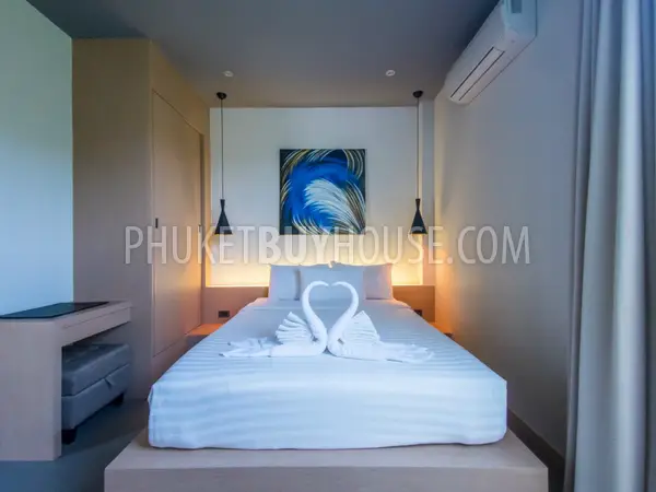 LAY4525: Tropical modern villa with 4 bedrooms on Phuket. Photo #47