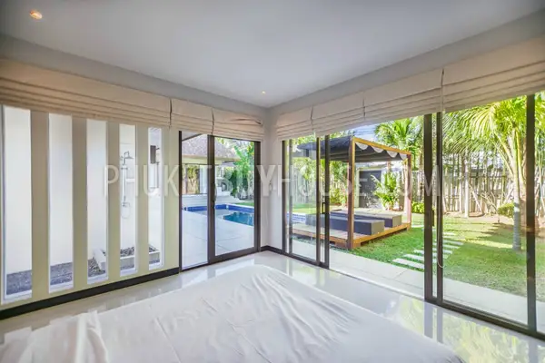 NAI4526: Spacious villa near Nai Harn on Phuket. Photo #1