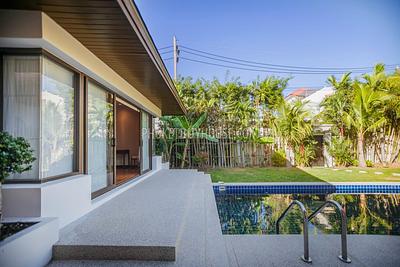 NAI4526: Spacious villa near Nai Harn on Phuket. Photo #5