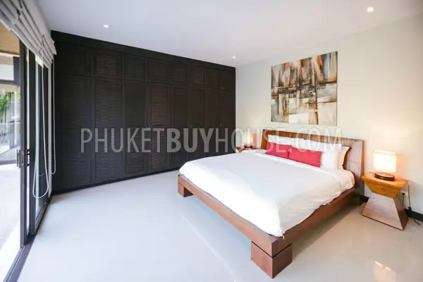 NAI4526: Spacious villa near Nai Harn on Phuket. Photo #12