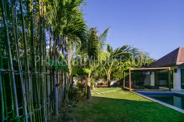 NAI4526: Spacious villa near Nai Harn on Phuket. Photo #32