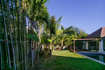 NAI4526: Spacious villa near Nai Harn on Phuket. Photo #32