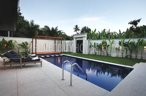 NAI4527: Spacious 3 bedroom villa. Photo #17