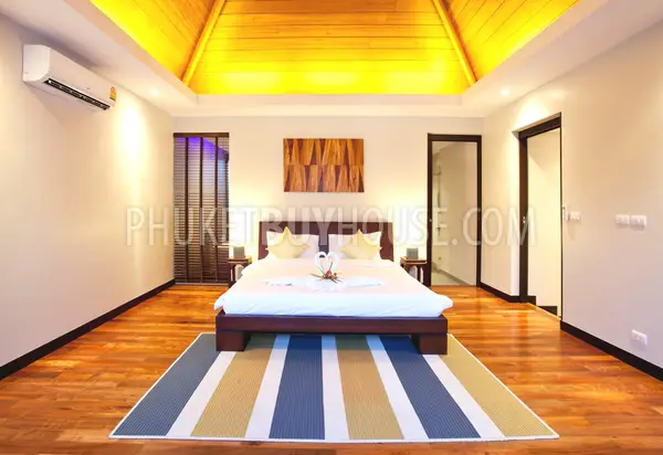 NAI4527: Spacious 3 bedroom villa. Photo #20