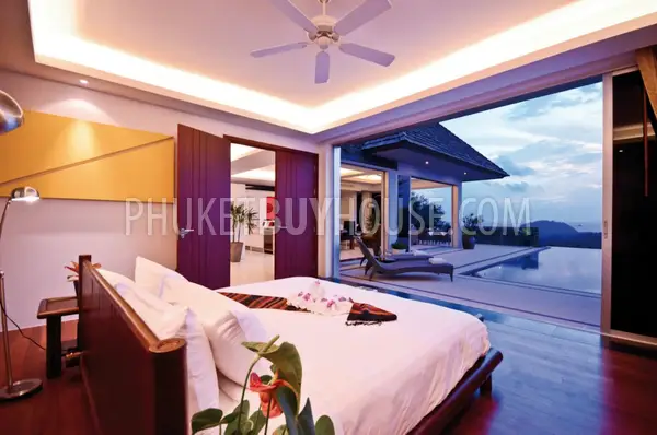 LAY4598: Elegant 4 bedroom ocean view villa. Photo #5