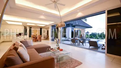 LAY4598: Elegant 4 bedroom ocean view villa. Photo #8