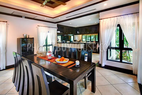 RAW4628: Five bedroom villa - 3 km to Nai Harn Beach. Photo #5