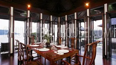 KAT4635: Elegant and well proportioned family home. 照片 #1