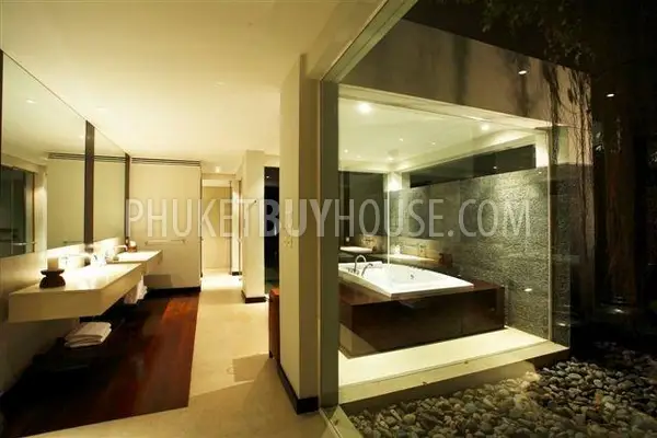 KAT4635: Elegant and well proportioned family home. Fotoğraf #27