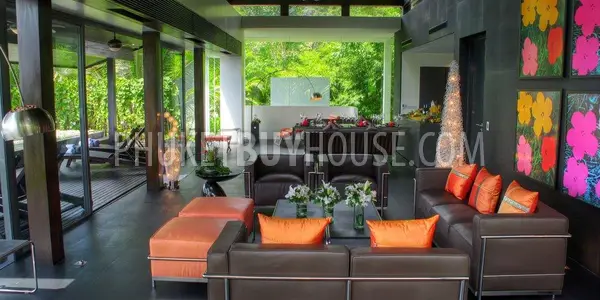 KAM4640: Contemporary art with an ultra–luxury design ocean front villa. Photo #2