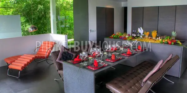 KAM4640: Contemporary art with an ultra–luxury design ocean front villa. Photo #12
