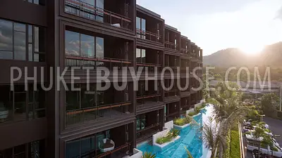 NAI4573: New Apartments for Sale in Nai Harn Beach. Fotoğraf #55