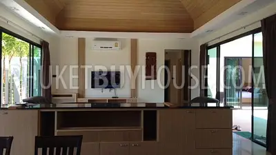 RAW4670: 4 Bedroom Luxury Pool Villa in Rawai sale with developed land plots. Photo #17