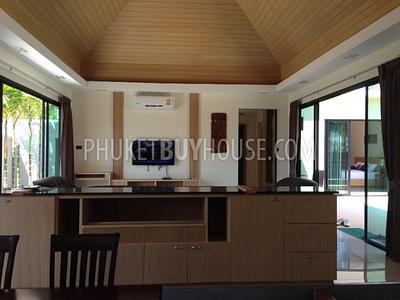 RAW4670: 4 Bedroom Luxury Pool Villa in Rawai sale with developed land plots. Photo #17