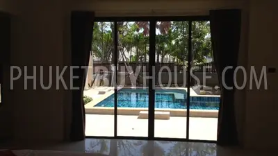 RAW4670: 4 Bedroom Luxury Pool Villa in Rawai sale with developed land plots. Photo #18
