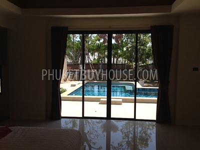 RAW4670: 4 Bedroom Luxury Pool Villa in Rawai sale with developed land plots. Photo #18