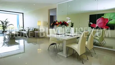 SUR4681: 3 Bedroom Apartment of 189 sq.m. at Surin. Photo #2