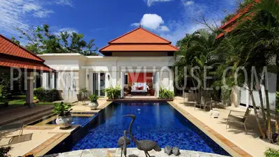 BAN4689: Newly completed and fully upgraded family home. Photo #13